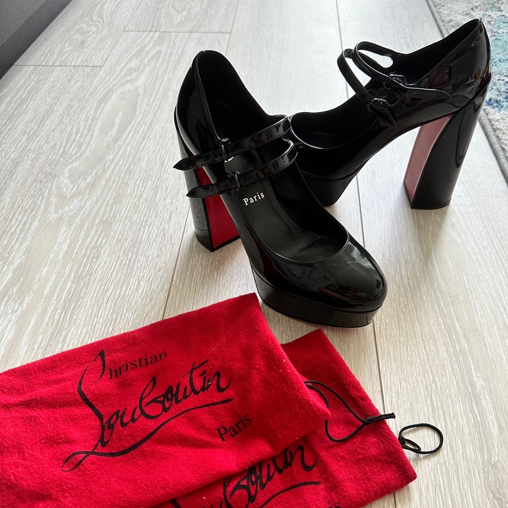 Christian Louboutin Movida Jane Patent Pumps Size 39